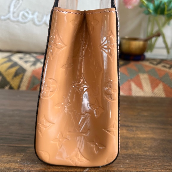 Louis Vuitton Vernis Catalina BB Small Hand Bag! Used Twice! - Picture 6 of 16